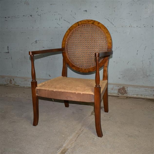 Art Deco Walnut Berger Chair for Upholstery ZX2344